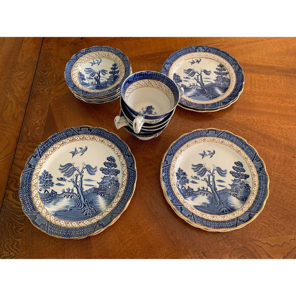 Booths England Real Old Willow Gold Trim 16-Piece Set - Picture 3 of 6